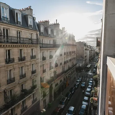 아파트 Hostnfly - Charming Bright Studio Near Sacre Coeur *
